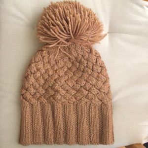 Tan/Gold winter hat